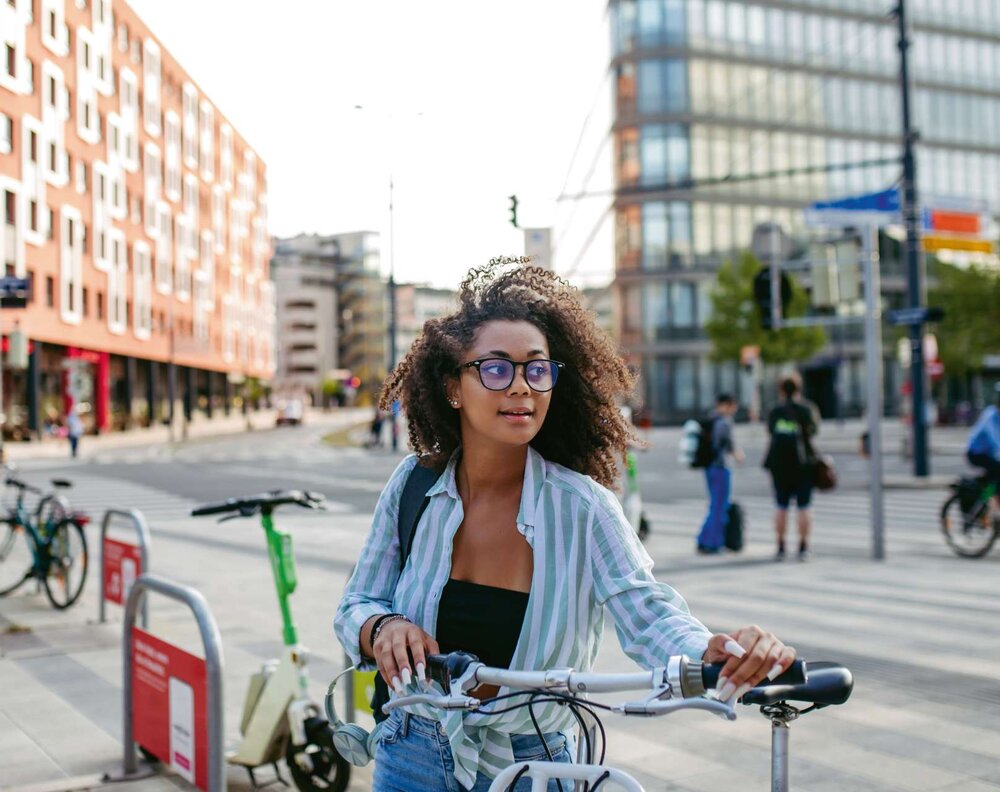 Die TEN-V-Verordnung legt neue Anforderungen an Österreichs neun Landeshauptstädte fest. Nachhaltige Mobilitätspläne und regelmäßige Kennzahlen sollen helfen, Verkehr nachhaltiger, sicherer und zugänglicher zu gestalten.